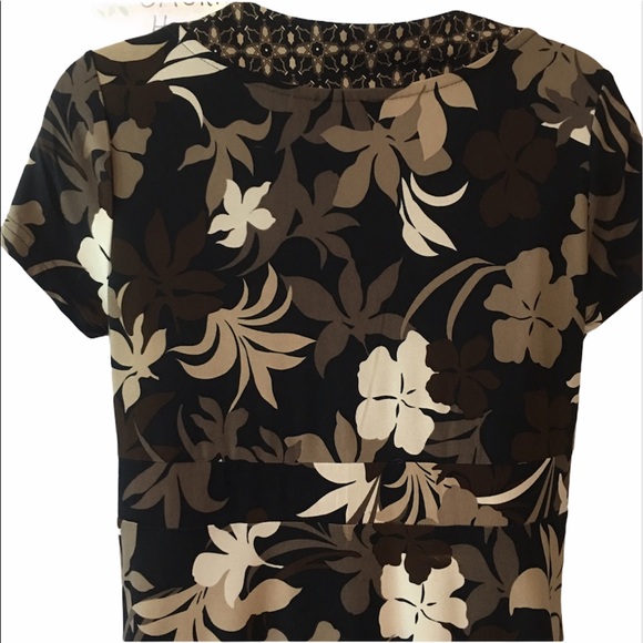 DRESS CRISS CROSS CONTRASTING FLORAL SZ SM BROWN - Picture 6 of 7